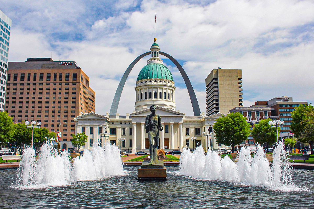 St. Louis Capitol and Arch