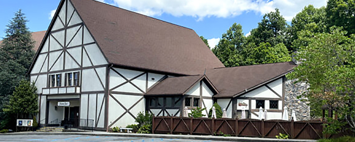 Wohlfahrt Haus Dinner Theatre - 'Valentine’s with Elvis'